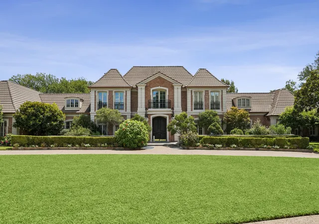 Photo 2 of Mansion for sale at 4703 Meandering Wy, Colleyville, TX 76034 | MLS# 21339261 | Listing updated on 2026-09-02