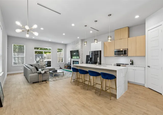Photo 3 of Single family home for sale at 2603 Crossman Ave, Dallas, TX 75212 | MLS# 21343083 | Listing updated on 2026-07-28