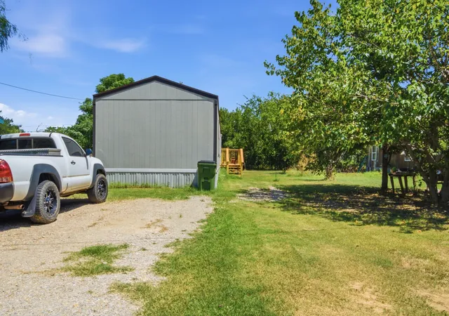 24th image of 1108 Sw 24, Mineral Wells, TX 76067 | MLS# 21342757