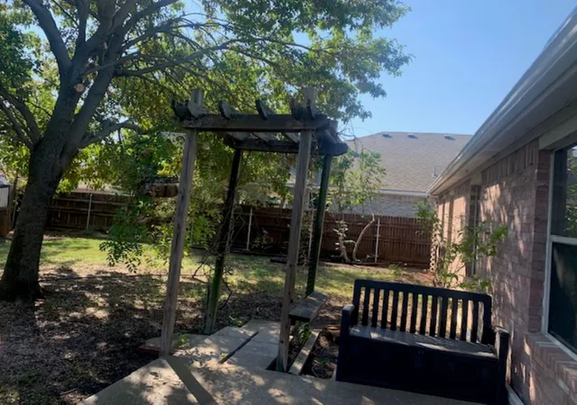 Photo 3 of Single family home for sale at 209 Meadow Lark Ln, Anna, TX 75409 | MLS# 21342002 | Listing updated on 2026-09-27