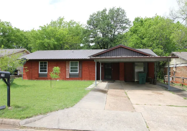 1st image of 2110 Duchess Dr, Sherman, TX 75090 | MLS# 21343201