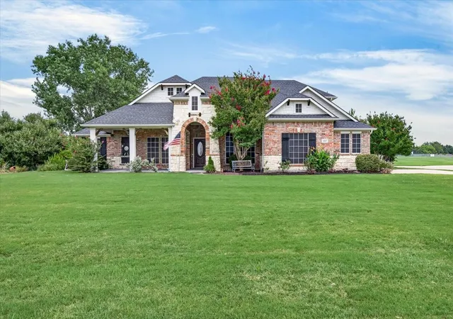 Photo 1 of Sale Pending at 10165 Bantry Ln, Forney, TX 75126 | MLS# 21342559 | Listing updated on 2026-10-01