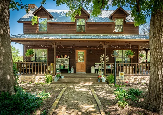 Photo 3 of Single family home for sale at 14392 State Hwy 78 N, Blue Ridge, TX 75424 | MLS# 21341040 | Listing updated on 2026-08-26