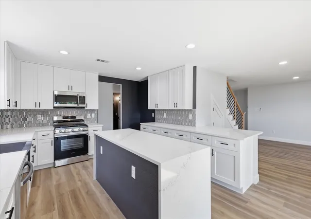 Photo 1 of Single family home for sale at 5644 Meadows Wy, North Richland Hills, TX 76180 | MLS# 21343307 | Listing updated on 2026-09-07