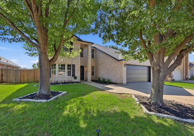 Photo 3 of Single family home for sale at 5644 Meadows Wy, North Richland Hills, TX 76180 | MLS# 21343307 | Listing updated on 2026-09-07