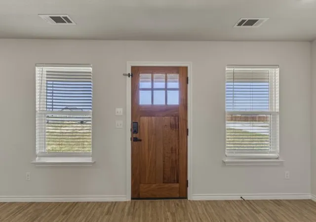 Photo 3 of Single family home for sale at 6043 Piper Anne St, Azle, TX 76020 | MLS# 21343170 | Listing updated on 2026-08-17