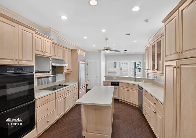 Photo 4 of Single family home for sale at 9108 Colonial Gardens, Shreveport, LA 71106 | MLS# 21338191 | Listing updated on 2026-08-30