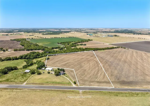 1st image of Tbd +/  12 Acres T M West Pkwy, West, TX 76691 | MLS# 21336926