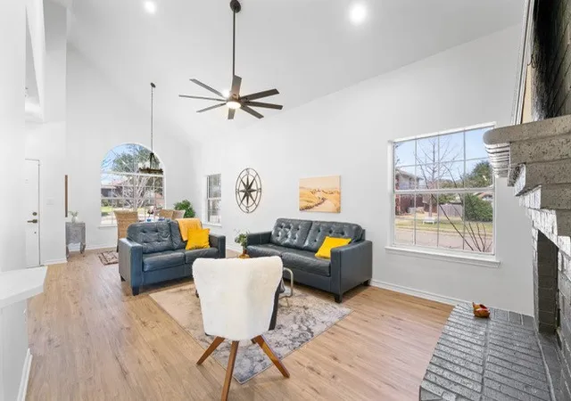 4th image of 7022 Cottonwood Cir, Sachse, TX 75048 | MLS# 21343456