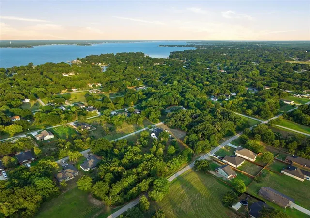 Photo 1 of Sale Pending at 1641 Kapuna Dr, Tool, TX 75143 | MLS# 21340596 | Listing updated on 2026-08-20