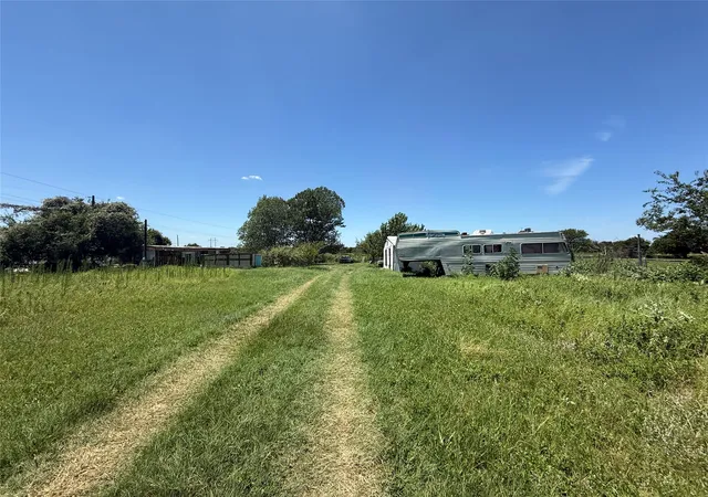 Photo 3 of Land for sale at 4717 Thomas Acres Rd, Joshua, TX 76058 | MLS# 21343488 | Listing updated on 2026-08-14