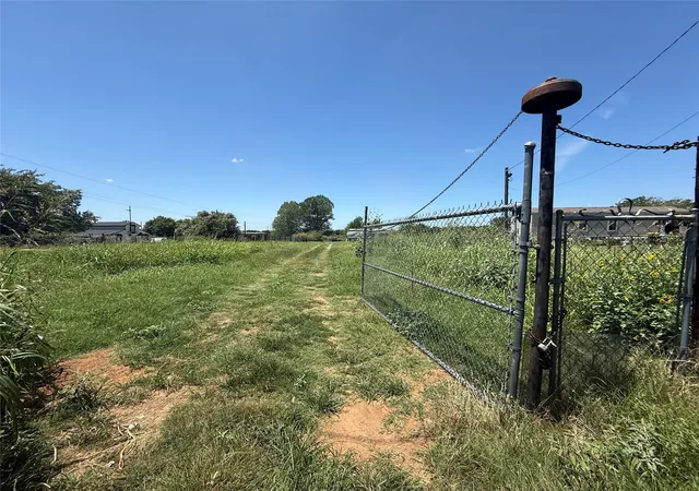 Photo 4 of Land for sale at 4717 Thomas Acres Rd, Joshua, TX 76058 | MLS# 21343488 | Listing updated on 2026-08-14