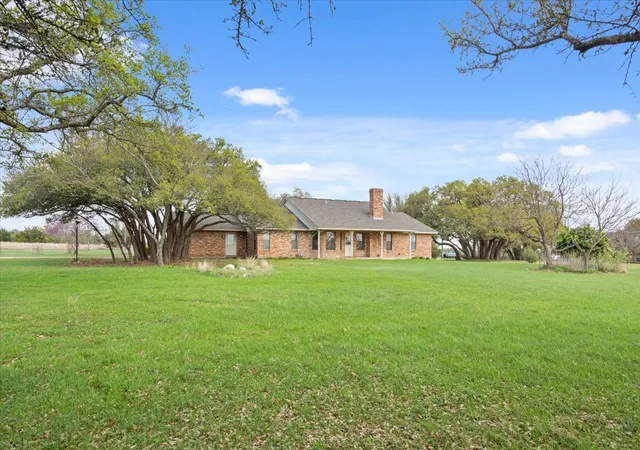 2nd image of 146 Indian Paint Brush Rd, Eddy, TX 76524 | MLS# 21342653