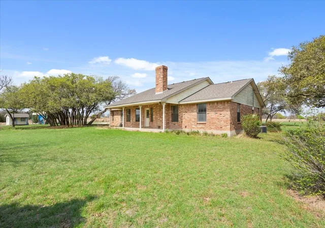 5th image of 146 Indian Paint Brush Rd, Eddy, TX 76524 | MLS# 21342653