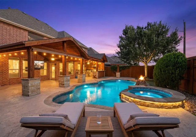 Photo 1 of Single family home for sale at 221 Chapel Hill Dr, Prosper, TX 75078 | MLS# 21343571 | Listing updated on 2026-10-01