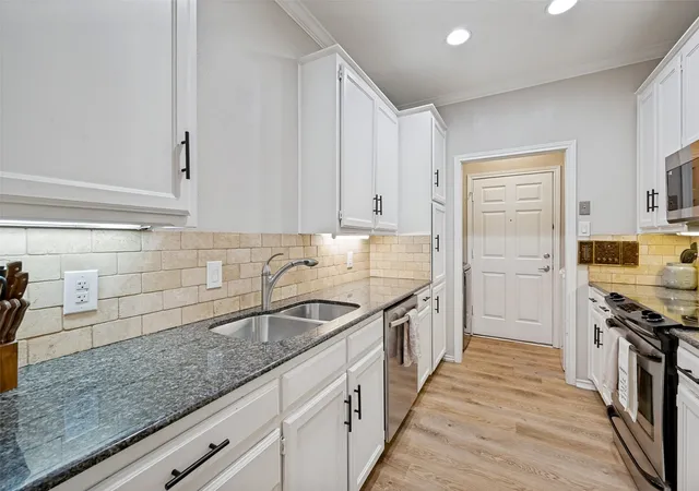 Photo 3 of Townhouse for sale at 5727 Remington Park Sq, Dallas, TX 75252 | MLS# 21343762 | Listing updated on 2026-08-08