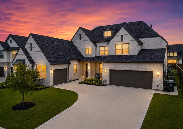 Photo 3 of Single family home for sale at 321 Atherton Ct, Prosper, TX 75078 | MLS# 21344026 | Listing updated on 2026-09-28