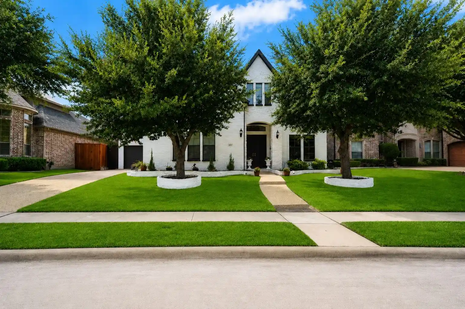 Photo 1 of Single family home for sale at 4605 Donegal Dr, Frisco, TX 75034 | MLS# 21339529 | Listing updated on 2026-10-23
