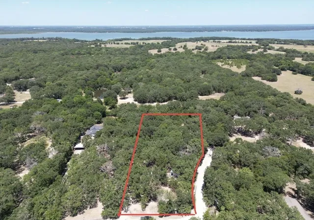Photo 1 of Manufactured home for sale at 15485 Thunder Rd, Terrell, TX 75161 | MLS# 21343274 | Listing updated on 2026-08-28