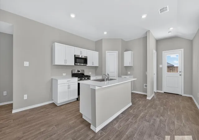 Photo 3 of Single family home for sale at 146 Davis Ln, Newark, TX 76071 | MLS# 21342941 | Listing updated on 2026-10-08