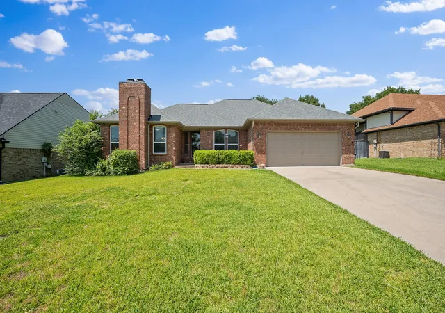Photo 3 of Single family home for sale at 6705 Fair Oaks Dr, North Richland Hills, TX 76182 | MLS# 21344272 | Listing updated on 2026-08-21