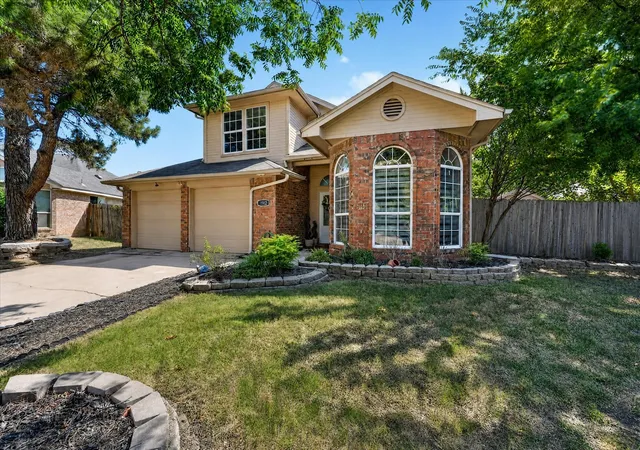 Photo 2 of Single family home for sale at 1912 Stallion Ct, Keller, TX 76248 | MLS# 21344280 | Listing updated on 2026-10-04
