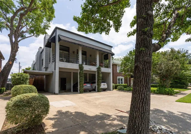 Photo 4 of Condo for sale at 4030 Holland Ave #8, Dallas, TX 75219 | MLS# 21344281 | Listing updated on 2026-09-23