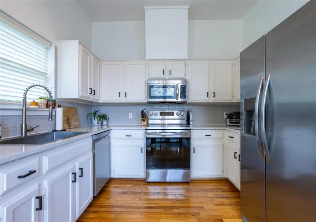 Photo 3 of Condo for sale at 4030 Holland Ave #8, Dallas, TX 75219 | MLS# 21344281 | Listing updated on 2026-09-23