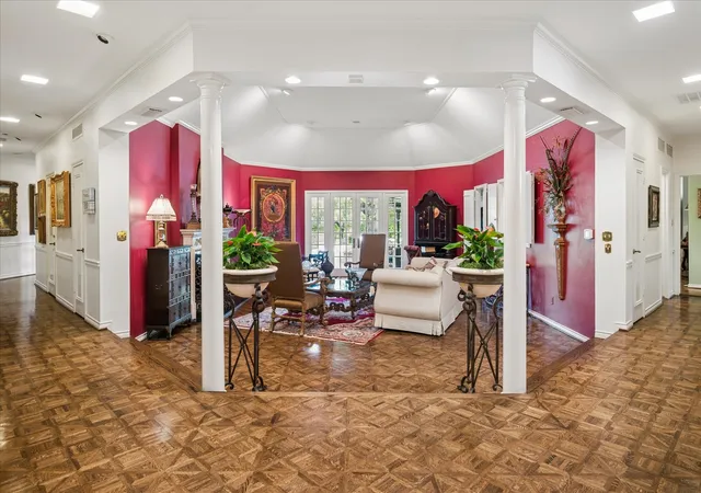 Photo 4 of Single family home for sale at 7276 Lupton Cir, Dallas, TX 75225 | MLS# 21342041 | Listing updated on 2026-08-18