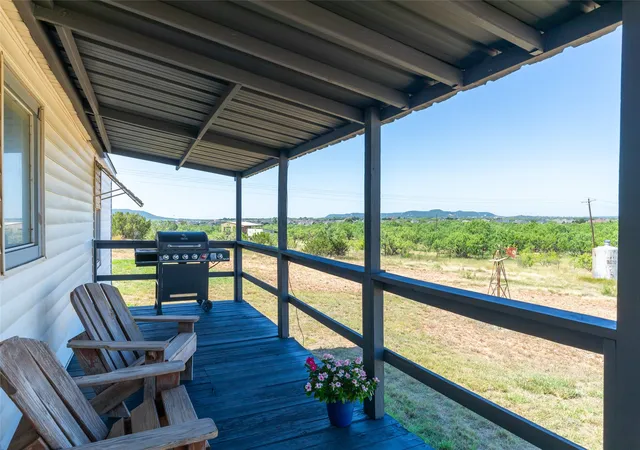 Photo 3 of Single family home for sale at 901 Iberis Rd S, Abilene, TX 79606 | MLS# 21340267 | Listing updated on 2026-09-27
