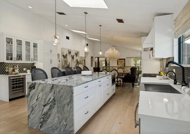 Photo 1 of Single family home for sale at 6740 Orangewood Dr, Dallas, TX 75248 | MLS# 21343952 | Listing updated on 2026-08-25