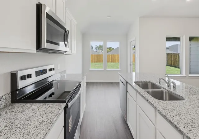Photo 2 of Single family home for sale at 1944 Freeman St, Tyler, TX 75702 | MLS# 21343843 | Listing updated on 2026-10-04