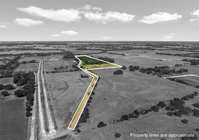 40th image of 483 Nicole Ln, Waco, TX 76705 | MLS# 21344412