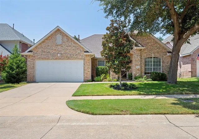 Photo 2 of Single family home for sale at 415 Patricia Ln, Lewisville, TX 75077 | MLS# 21343040 | Listing updated on 2026-08-31
