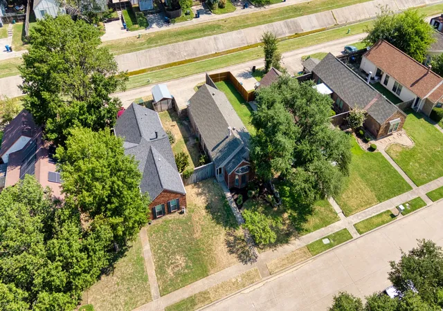 Photo 3 of Single family home for sale at 934 Mapleleaf Ln, Coppell, TX 75019 | MLS# 21344384 | Listing updated on 2026-08-19