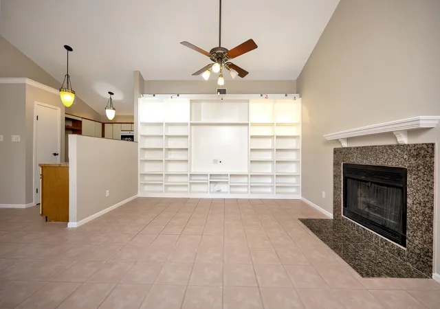 Photo 4 of Single family home for sale at 934 Mapleleaf Ln, Coppell, TX 75019 | MLS# 21344384 | Listing updated on 2026-08-19