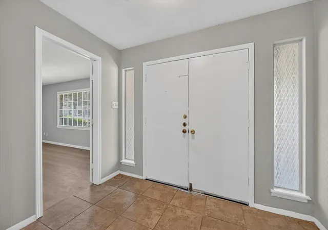 5th image of 7200 Ellis Rd, Fort Worth, TX 76112 | MLS# 21344579