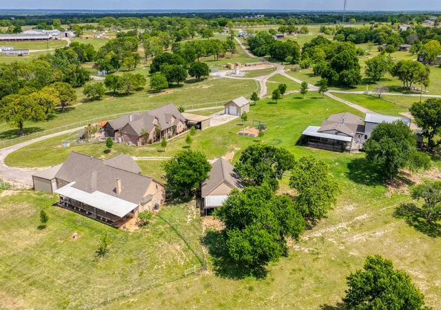 Photo 3 of House for sale at 303 #2 Private Road 3365, Boyd, TX 76023 | MLS# 21344431 | Listing updated on 2026-08-12