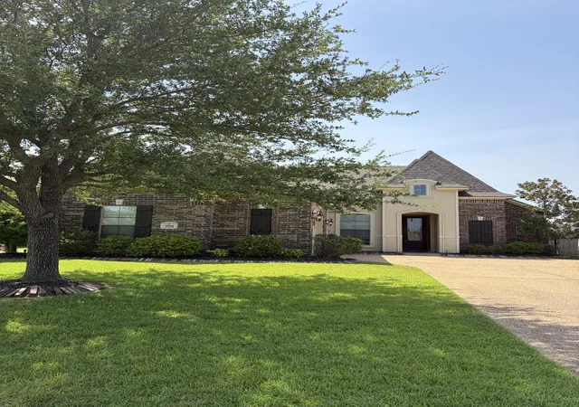 1st image of 705 Saint Martin Ln, Bossier City, LA 71111 | MLS# 21344622