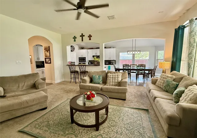 Photo 4 of Sale Pending at 703 Fannin Ln, Mansfield, TX 76063 | MLS# 21344406 | Listing updated on 2026-10-05