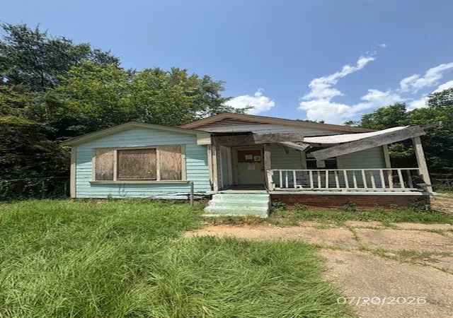 Photo 1 of Sale Pending at 3110 Poland St, Shreveport, LA 71103 | MLS# 21344699 | Listing updated on 2026-08-28