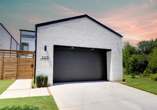 Photo 1 of Single family home for sale at 3313 Walchard Ct, Dallas, TX 75229 | MLS# 21344761 | Listing updated on 2026-08-18