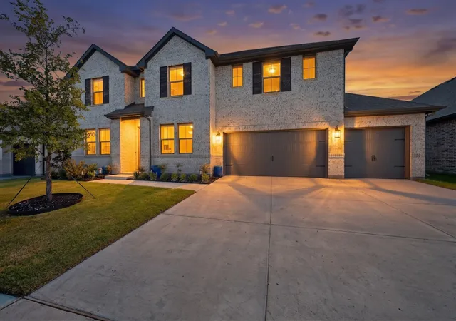 Photo 1 of Single family home for sale at 274 Wishing Pond Rd, Lavon, TX 75166 | MLS# 21344354 | Listing updated on 2026-08-31