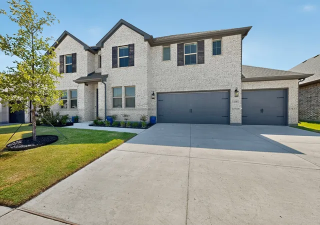 Photo 2 of Single family home for sale at 274 Wishing Pond Rd, Lavon, TX 75166 | MLS# 21344354 | Listing updated on 2026-08-31