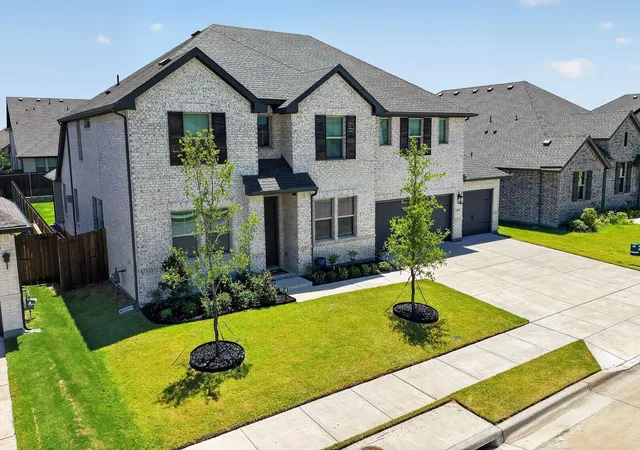Photo 3 of Single family home for sale at 274 Wishing Pond Rd, Lavon, TX 75166 | MLS# 21344354 | Listing updated on 2026-08-31