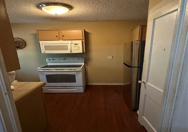 Photo 3 of Single family home for sale at 2423 Simpson St, Paris, TX 75460 | MLS# 21344797 | Listing updated on 2026-08-18