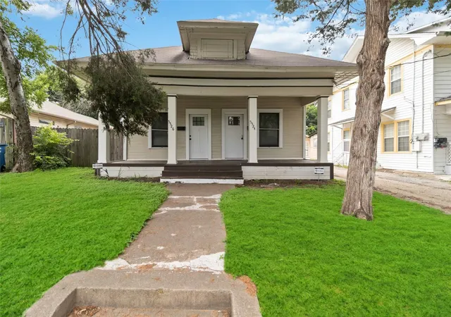 1st image of 5524 Junius St, Dallas, TX 75214 | MLS# 21341584