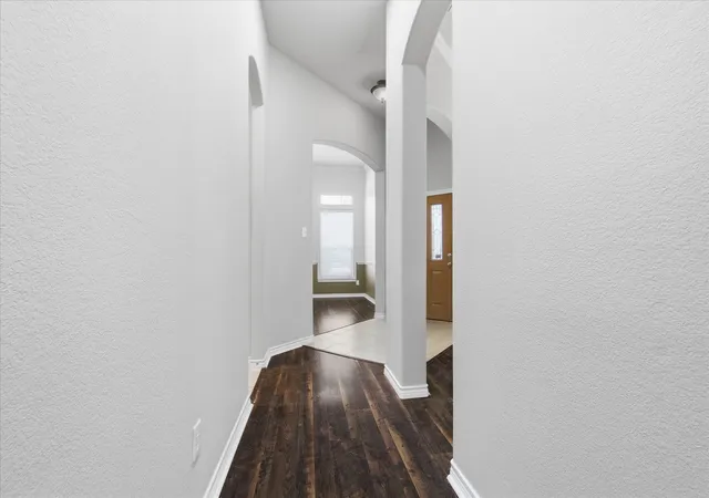 4th image of 629 Lake City Dr, Lewisville, TX 75056 | MLS# 21344522