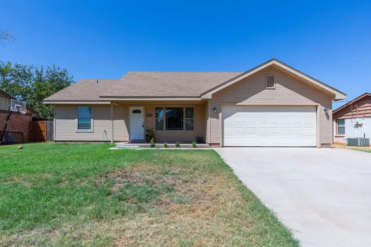 Single family home for sale at 2910 Wenwood Rd, Abilene, TX 79606 | MLS# 21344855