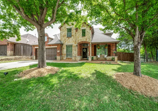Photo 1 of Sale Pending at 116 Lakehill Ct, Lake Dallas, TX 75065 | MLS# 21344727 | Listing updated on 2026-09-28